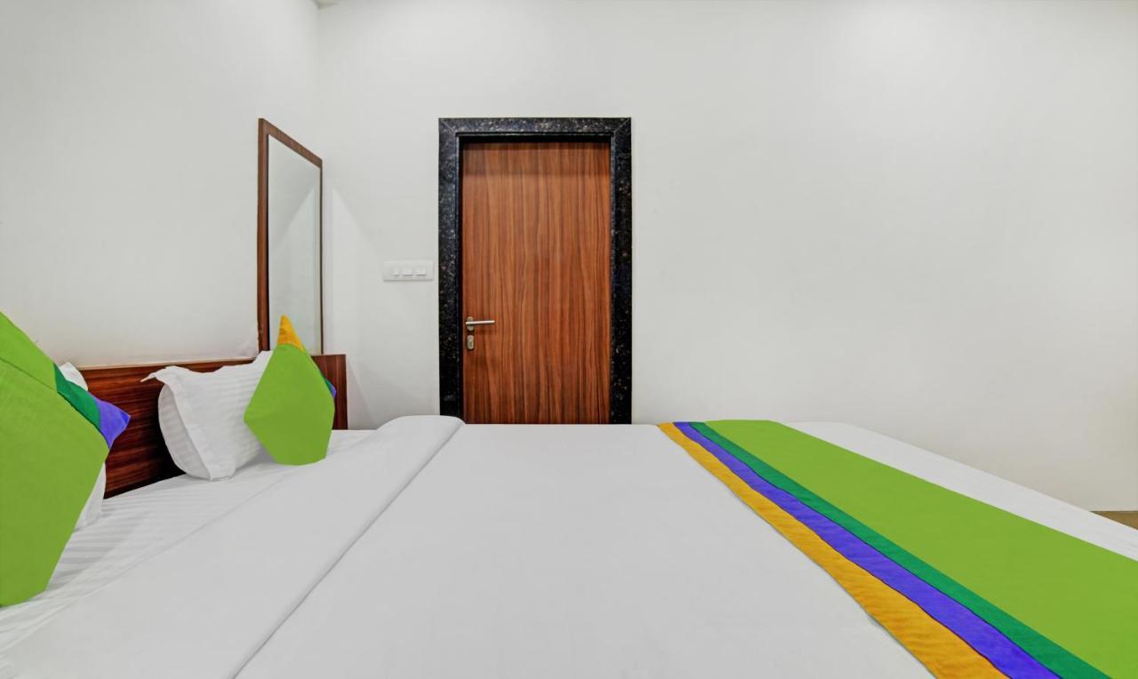 Hotel Treebo Shivaay Indore Esterno foto