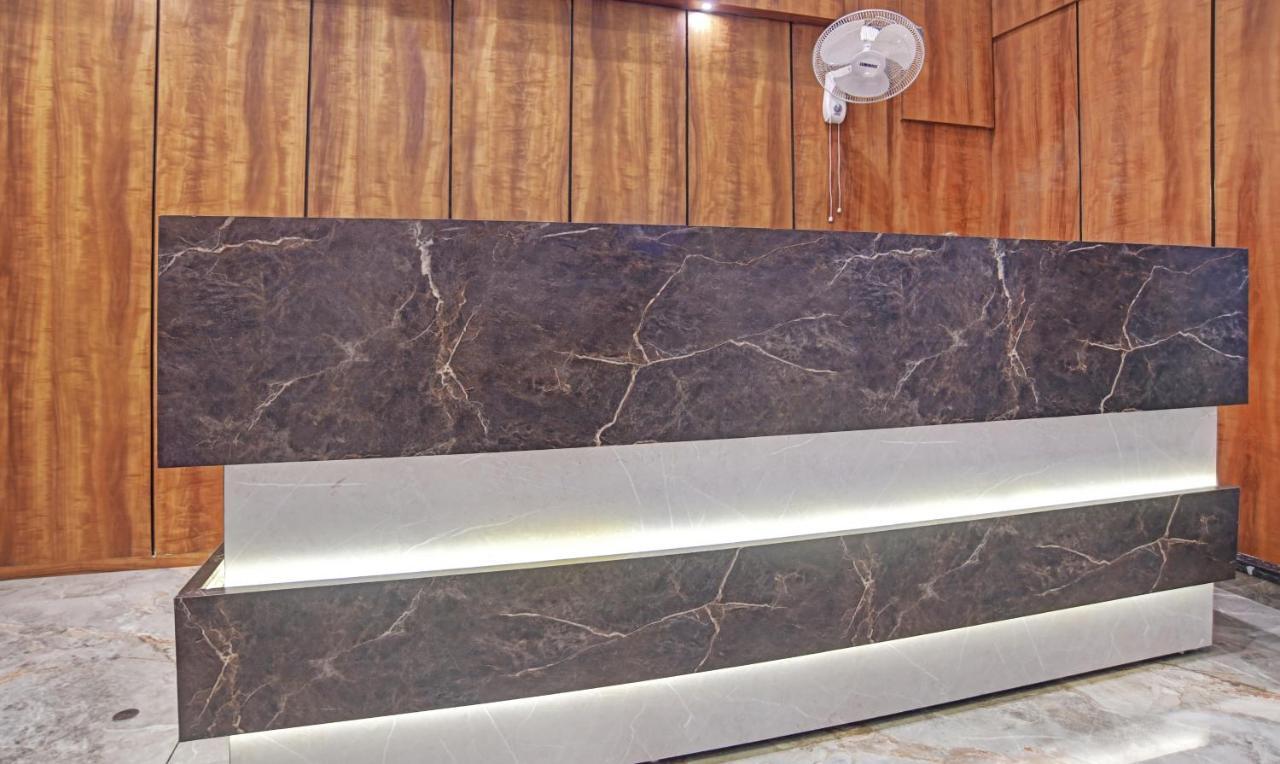 Hotel Treebo Shivaay Indore Esterno foto