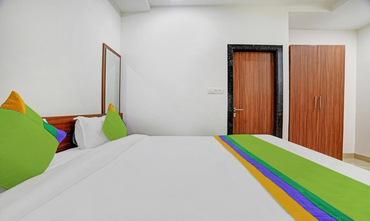 Hotel Treebo Shivaay Indore Esterno foto
