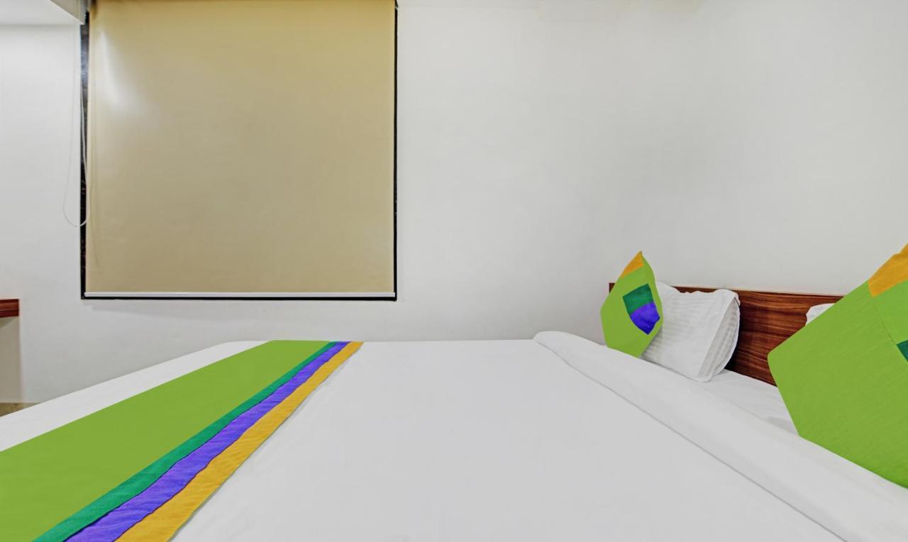 Hotel Treebo Shivaay Indore Esterno foto